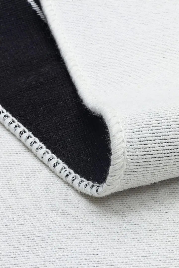 Dvipusis kilimas RU1391 - €70 Save 50% 50-100, __label:Pristatymas 1-2 d.d., color-balta, color-juoda, kilimai 120 cm x