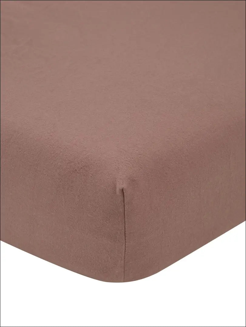 Flanelinė paklodė DI3711 - €18 Save 70% __label:Pristatymas 1-2 d.d., color-ruda, material-flanele, material-medvilne,