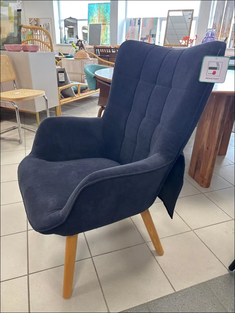 Fotelis MI705 - €130 Save 55% 100-200, __label:Pristatymas 1-2 d.d., color-melyna, foteliai, material-gobelenas €100