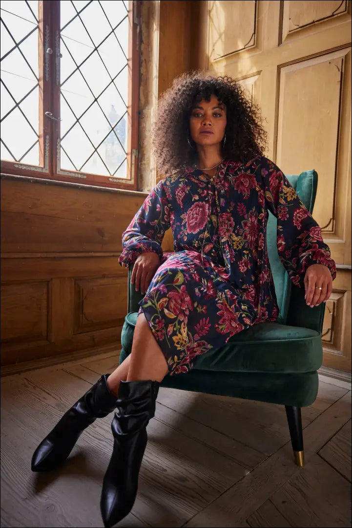 Fotelis MI853 - €140 Save 50% 100-200, __label:Pristatymas 1-2 d.d., color-zalia, foteliai, material-aksomas €100