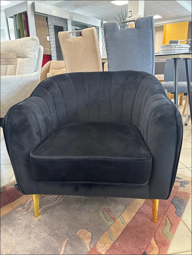 Fotelis MI939 - €95 Save 50% 50-100, __label:Pristatymas 1-2 d.d., color-juoda, foteliai, material-aksomas €50 to €100