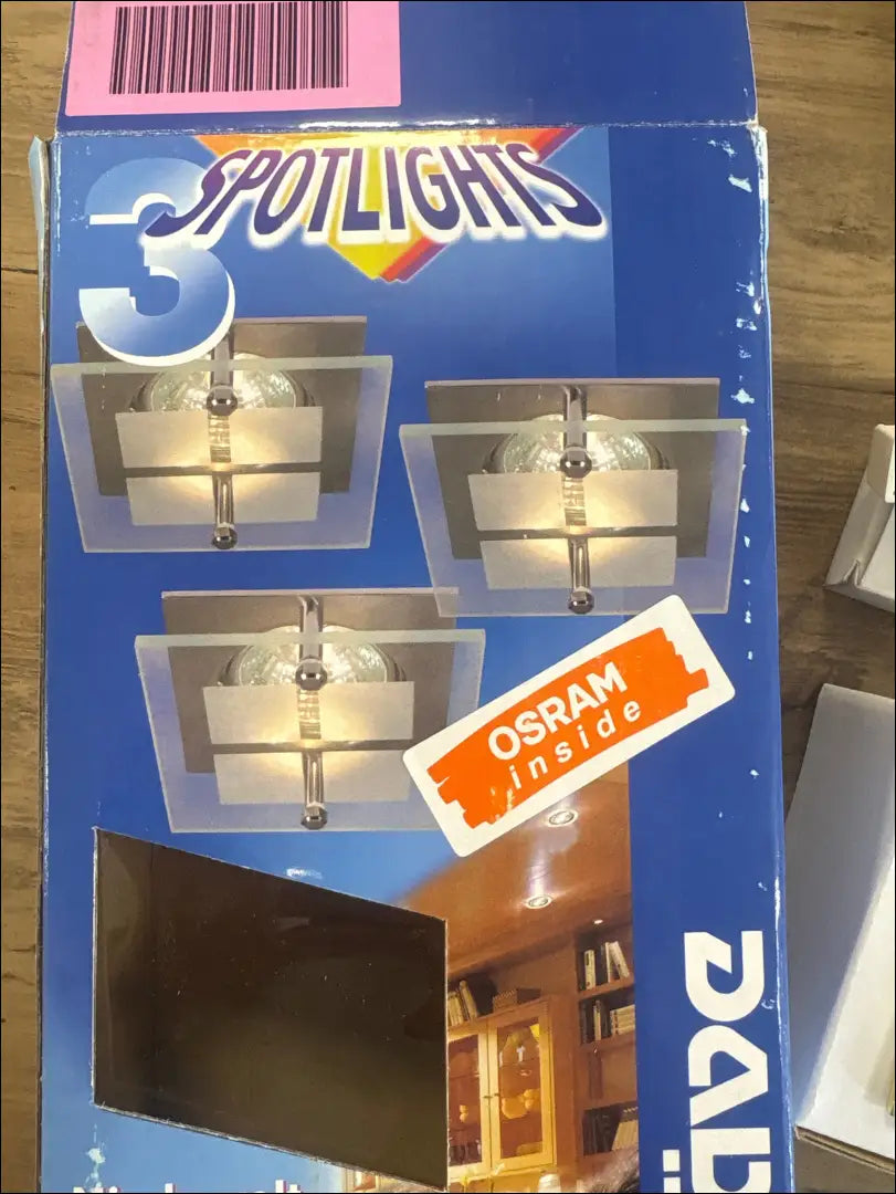 Įleidžiamų šviestuvų komplektas 3 vnt DA448 - €17 Save 50% __label:Pristatymas 1-2 d.d., lubiniai-sviestuvai,