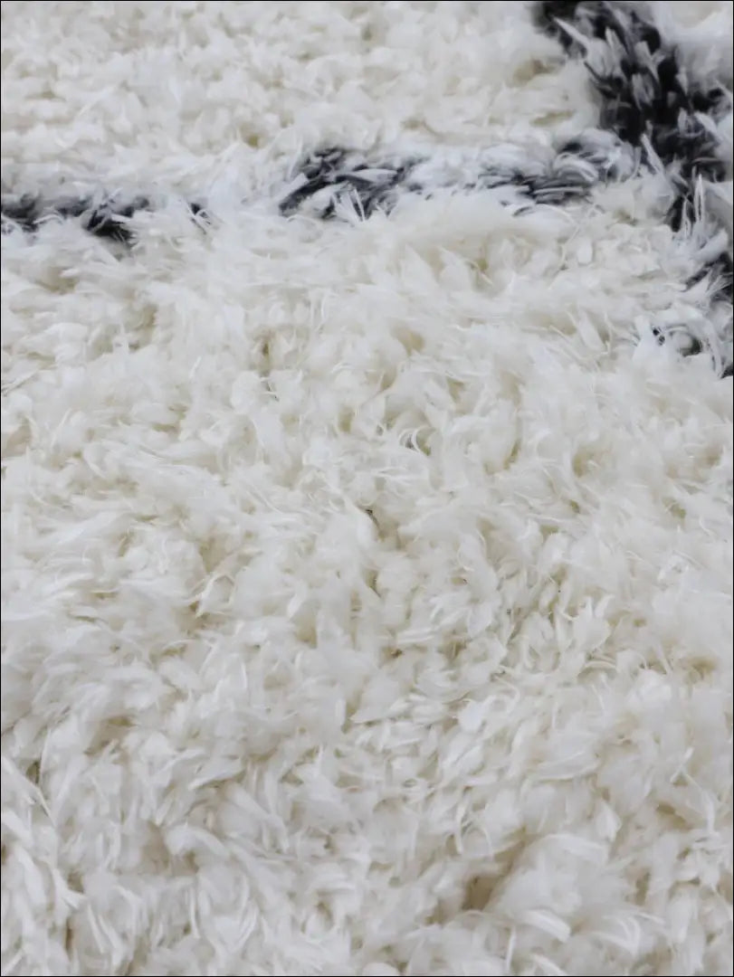 Ilgaplaukis kilimas RU1282 - €190 Save 50% 100-200, __label:Pristatymas 1-2 d.d., apvalus, color-kremas, ilgaplaukiai