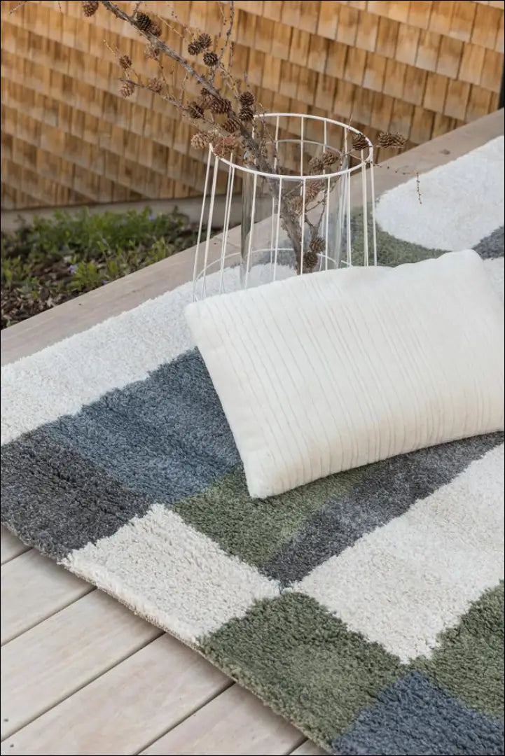 Ilgaplaukis kilimas RU1579 - €234 Save 50% __label:Pristatymas 1-2 d.d., color-balta, color-pilka, color-zalia,