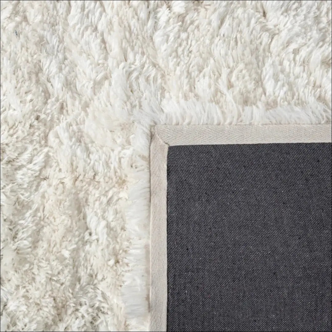 Ilgaplaukis kilimėlis RU1027 - €34 Save 50% 25-50, __label:Pristatymas 1-2 d.d., color-kremas, Dydis-60-x-100-cm,