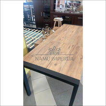 Įkelti vaizdą į galerijos rodinį, Išplečiamas valgomojo stalas VI590 - €288 Save 55% color-juoda, color-ruda, material-mediena, material-metalas,
