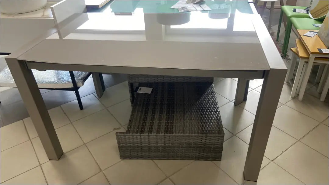 Išplečiamas valgomojo stalas VI594 - €368 Save 65% __label:Pristatymas 1-2 d.d., color-ruda, color-smelio,