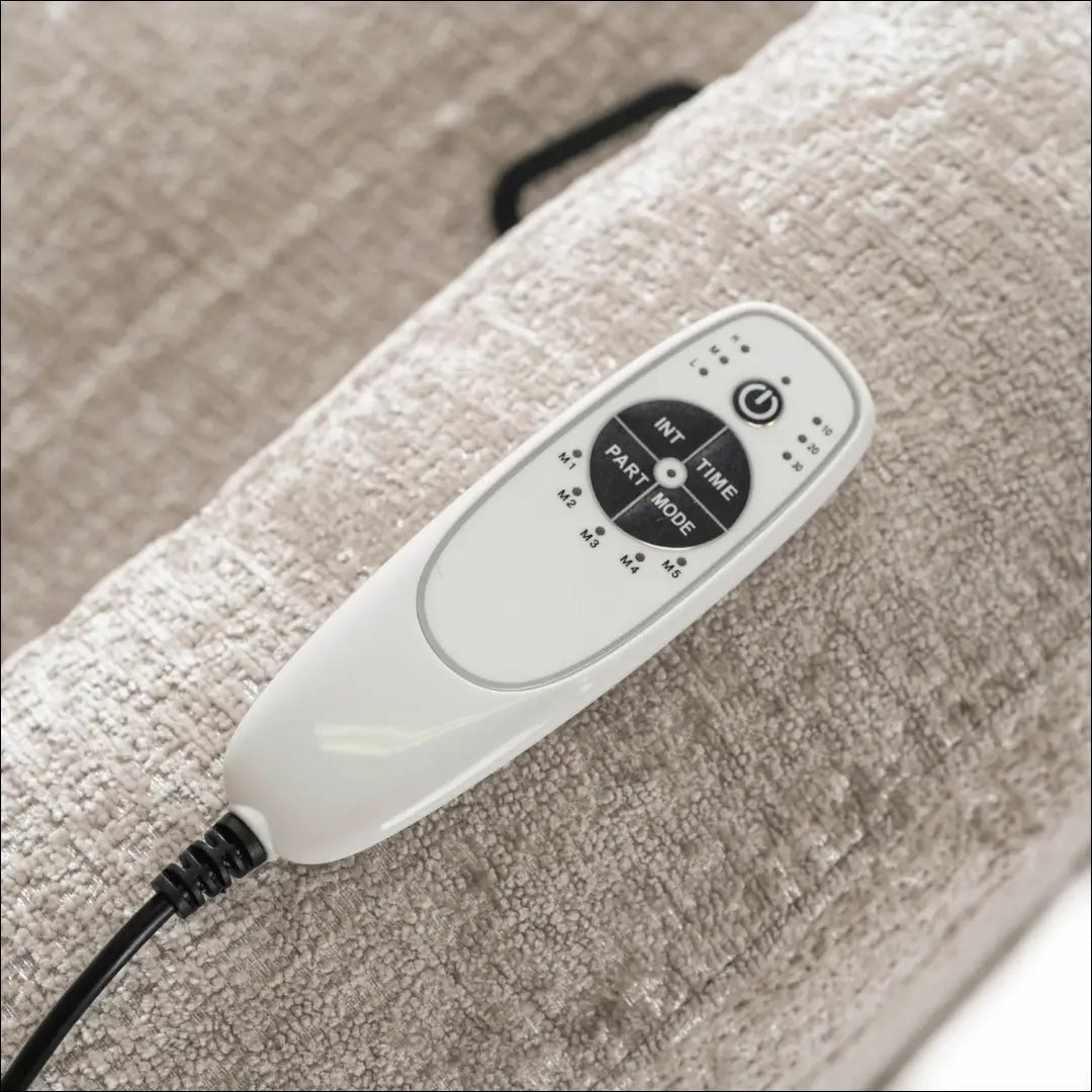 Išskleidžiamas masažinis fotelis su veliūro audiniu smėlio spalvos TE573 - €334 Save 15% __label:Pristatymas 5-14 d.d.,