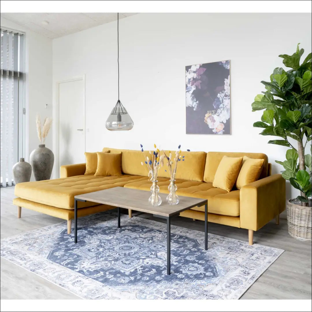Kairinė sofa su garstyčių geltonumo aksomu keturiomis pagalvėlėmis ir natūralaus medžio kojelėmis RD148 - €1,479 Save