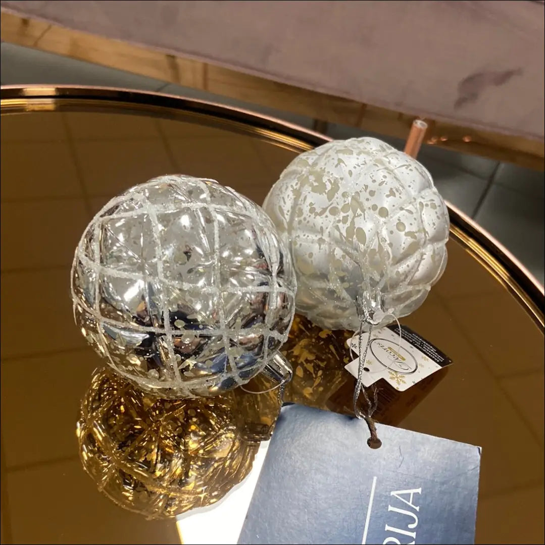 Kalėdinių burbulų komplektas (2vnt) DI4846 - €3 Save 60% __label:Pristatymas 1-2 d.d., color-sidabrine, kaledos,