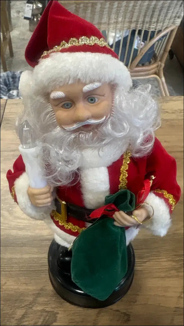 Kalėdų senelio statulėlė DA339 - €10 Save 75% __label:Pristatymas 1-2 d.d., kaledos, under-25 Iki €25 Holiday Ornaments