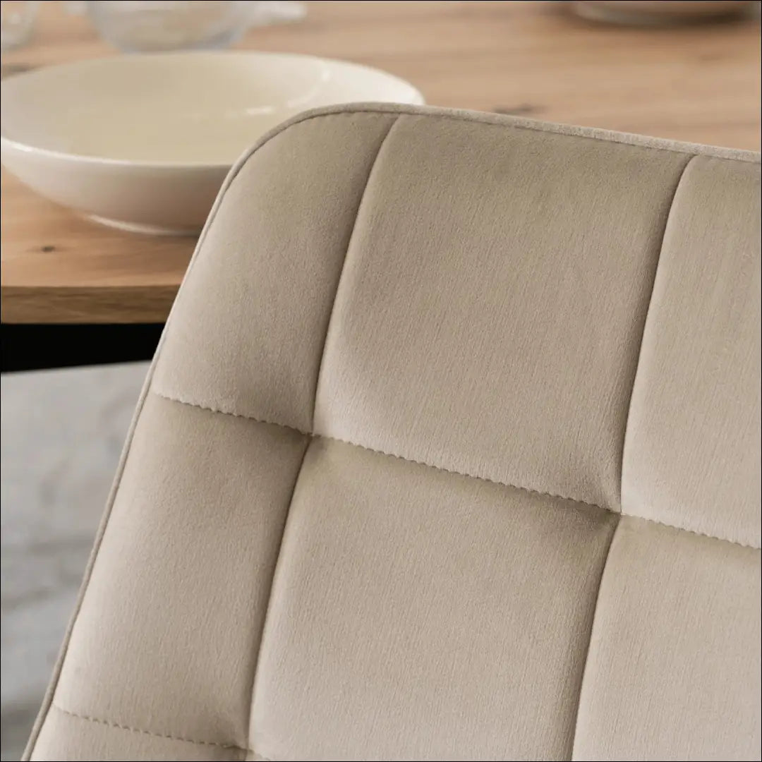 Kėdė su veliūro audiniu smėlio spalvos TE468 - €42 Save 15% 25-50, __label:Pristatymas 5-14 d.d., elite, spalva-smelio,