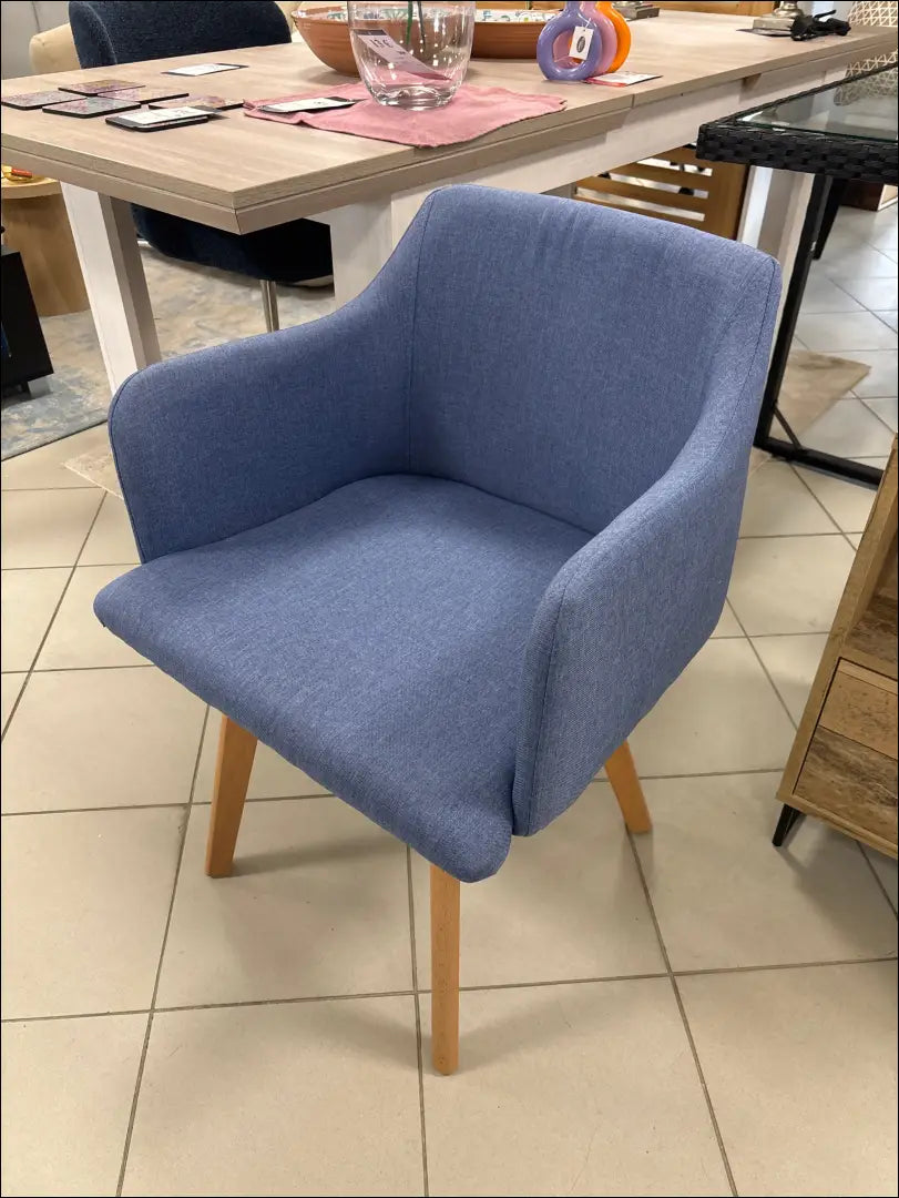 Kėdė VI1063 - €57 Save 55% 50-100, __label:Pristatymas 1-2 d.d., color-melyna, kedes-valgomojo, material-gobelenas €50