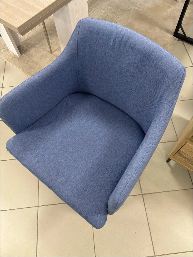 Kėdė VI1063 - €57 Save 55% 50-100, __label:Pristatymas 1-2 d.d., color-melyna, kedes-valgomojo, material-gobelenas €50