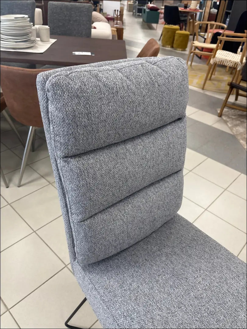 Kėdė VI1064 - €85 Save 55% 50-100, __label:Pristatymas 1-2 d.d., color-pilka, kedes-valgomojo, material-gobelenas €50