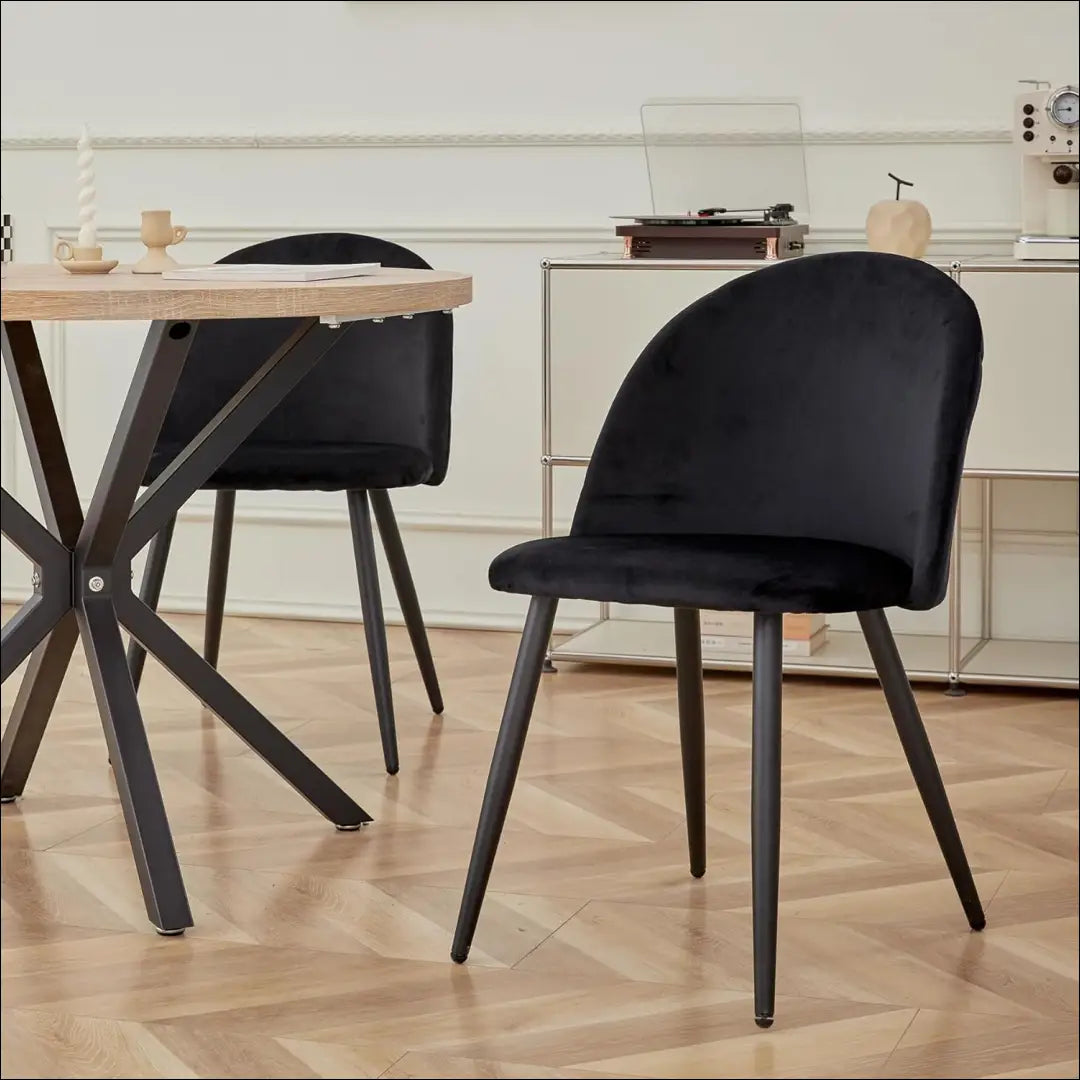 Kėdė VI1105 - €75 Save 50% 50-100, __label:Pristatymas 1-2 d.d., color-juoda, kedes-valgomojo, material-aksomas €50
