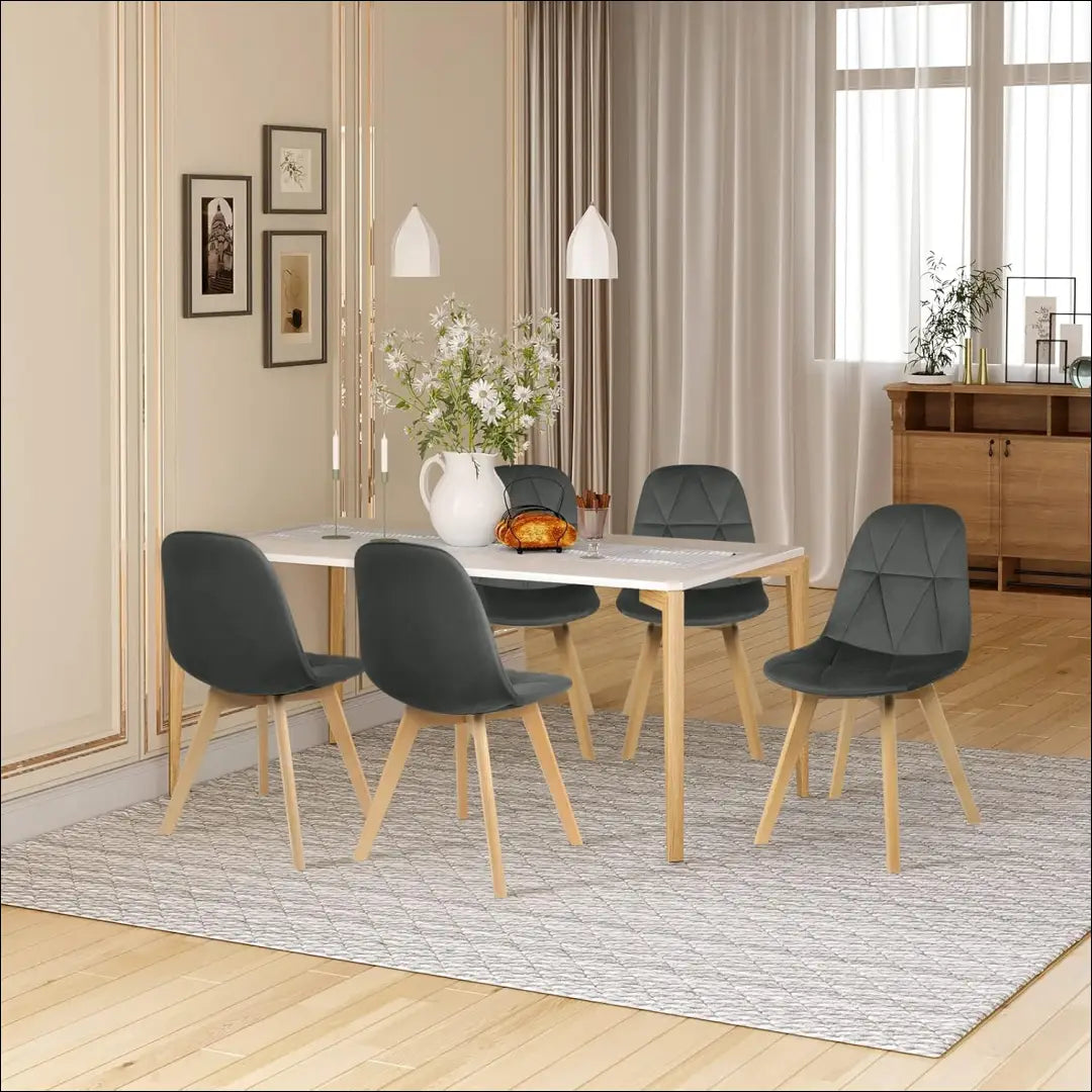 Kėdė VI1109 - €48 Save 50% 25-50, __label:Pristatymas 1-2 d.d., color-juoda, kedes-valgomojo, material-aksomas €25