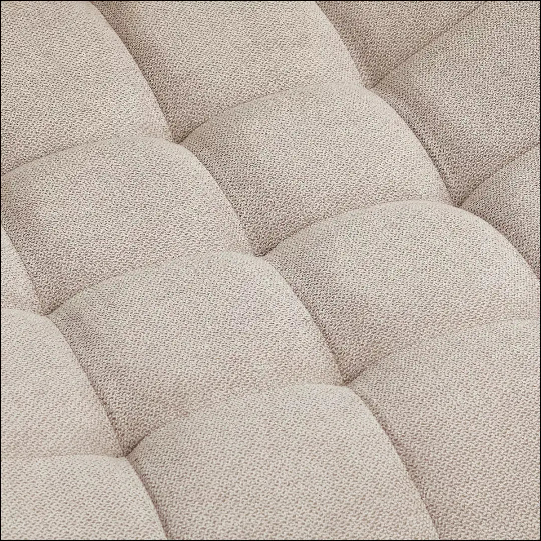 Kėdė VI1334 - €45 Save 50% 25-50, __label:Pristatymas 1-2 d.d., color-smelio, kedes-valgomojo, material-poliesteris €25