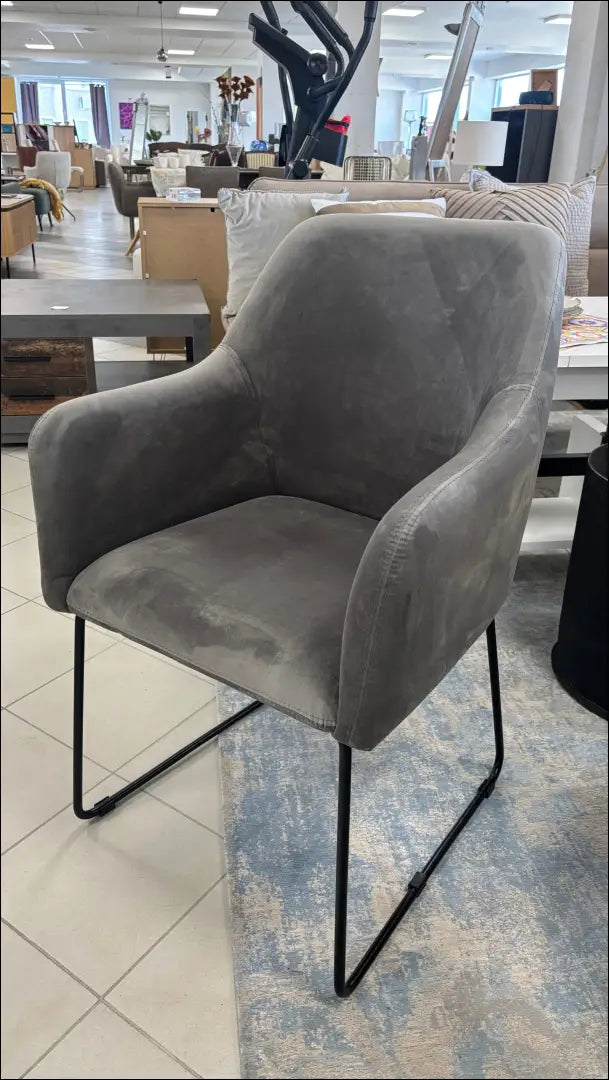 Kėdė VI1487 - €90 Save 50% 50-100, __label:Pristatymas 1-2 d.d., color-pilka, kedes-valgomojo, material-aksomas Aksomas