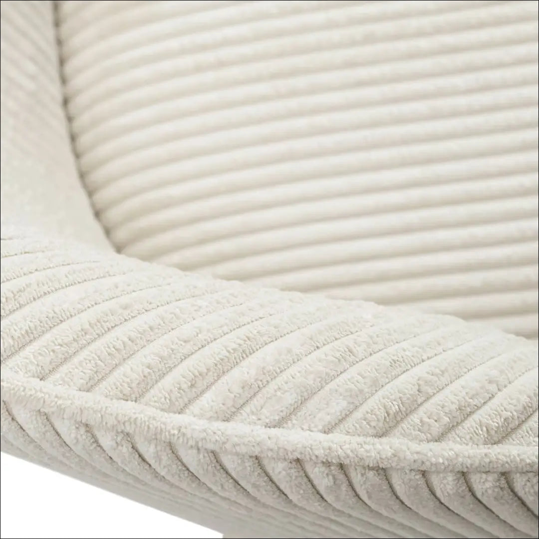 Kėdė VI1616 - €45 Save 50% 25-50, __label:Pristatymas 1-2 d.d., color-kremas, kedes-valgomojo, material-aksomas Aksomas