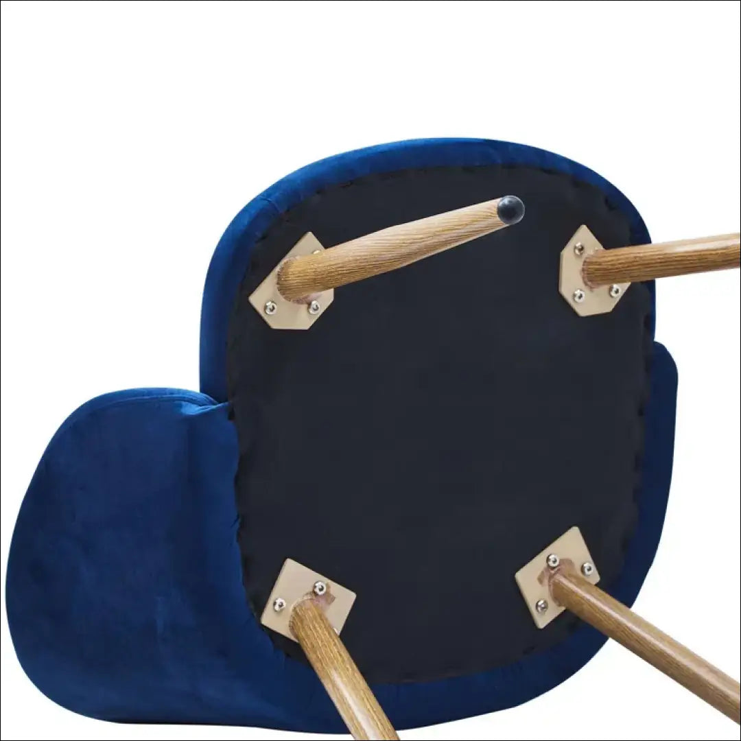 Kėdė VI774 - €43 Save 65% 25-50, __label:Pristatymas 1-2 d.d., color-melyna, kedes-valgomojo, material-aksomas €25