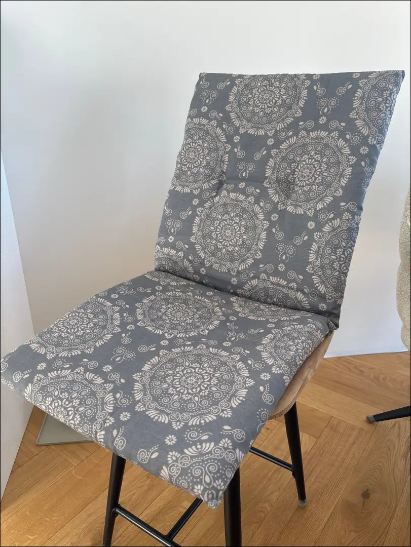 Kėdės paminkštinimas DI11701 - €13 Save 50% __label:Pristatymas 1-2 d.d., color-ruda, color-smelio, color-Taupe,
