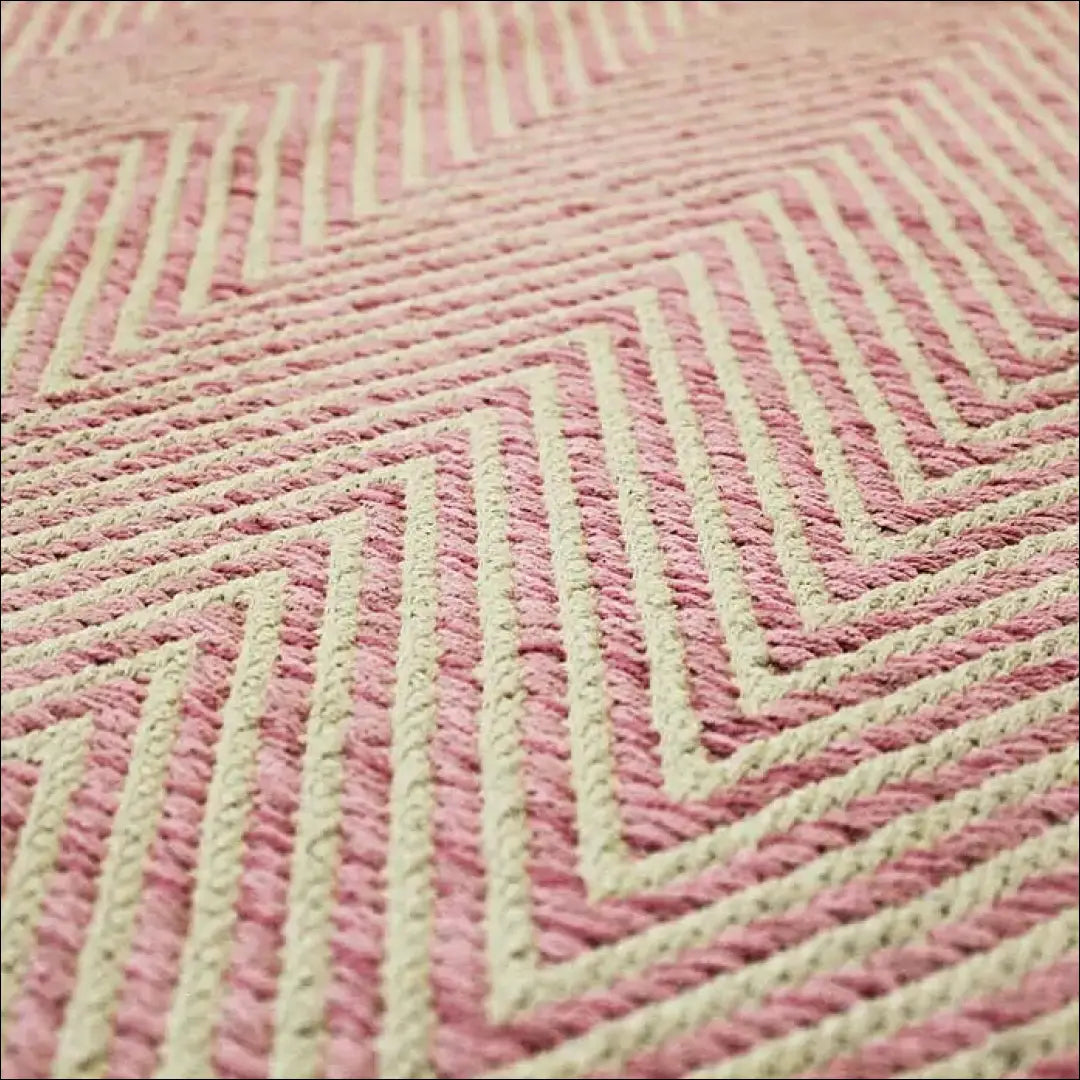 Kilimas RU321 - €153 Save 30% 100-200, color-kremas, color-rozine, kilimai, material-akrilas Kilimai | Namų imperija