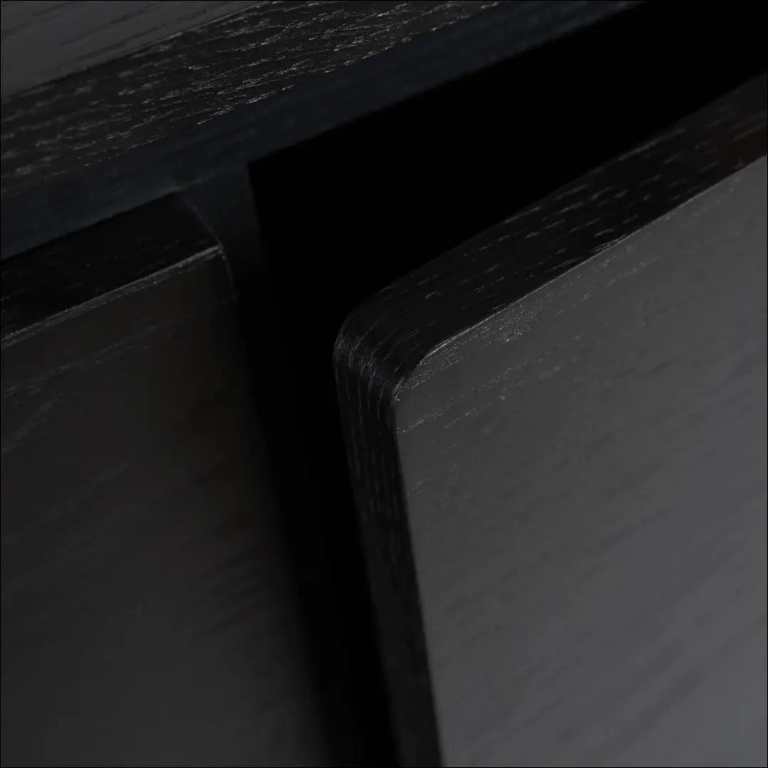 Komoda 3 durų juodos spalvos 160 cm TE615 - €476 Save 15% __label:Pristatymas 5-14 d.d., elite, over-200, uzsakomi,
