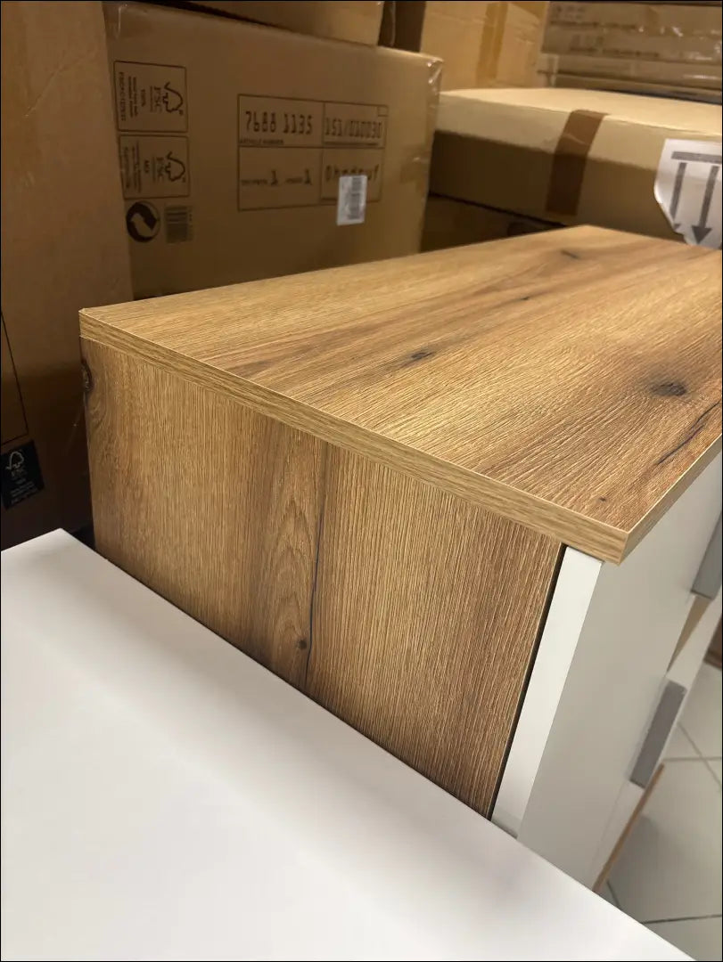 Komoda SI2018 - €50 Save 55% 50-100, __label:Pristatymas 1-2 d.d., color-balta, color-ruda, material-mediena to €100