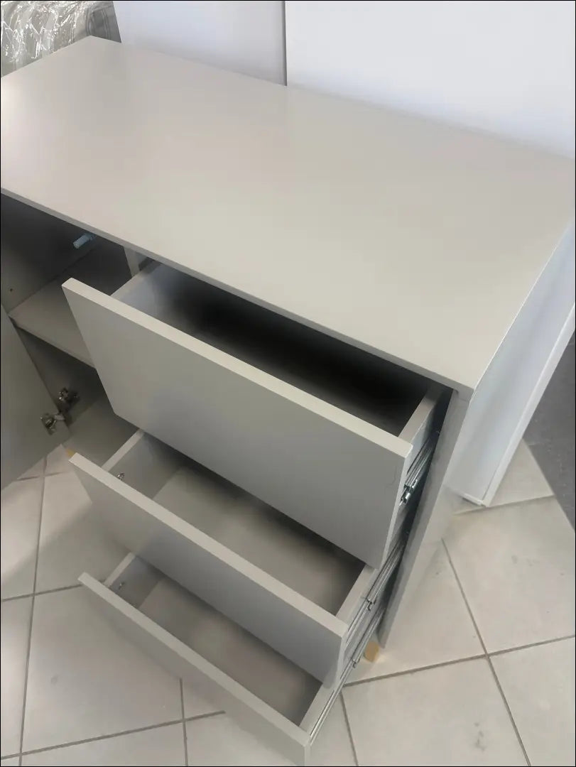 Komoda SI2279 - €180 Save 50% 100-200, __label:Pristatymas 1-2 d.d., color-smelio, material-mdf, miegamojo €100 to €200