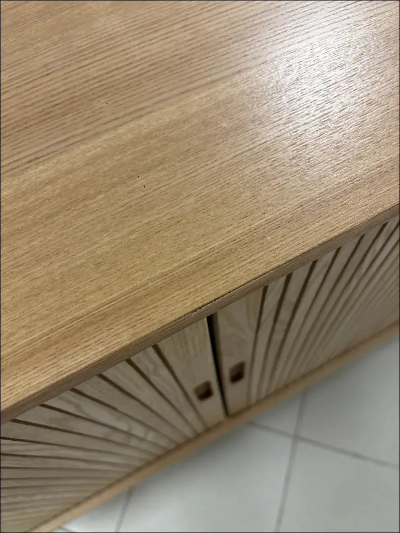 Komoda SI2436 - €75 Save 70% 50-100, __label:Pristatymas 1-2 d.d., color-ruda, material-mediena, pazeistas Grožio
