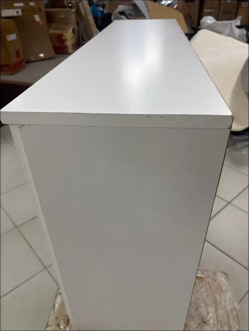 Komoda SI2448 - €40 Save 65% 25-50, __label:Pristatymas 1-2 d.d., color-balta, material-mediena, pazeistas Balta