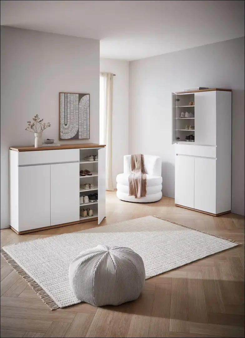 Komoda SI2476 - €190 Save 50% 100-200, __label:Pristatymas 1-2 d.d., batu-lentyna, batu-spintele, color-balta Balta