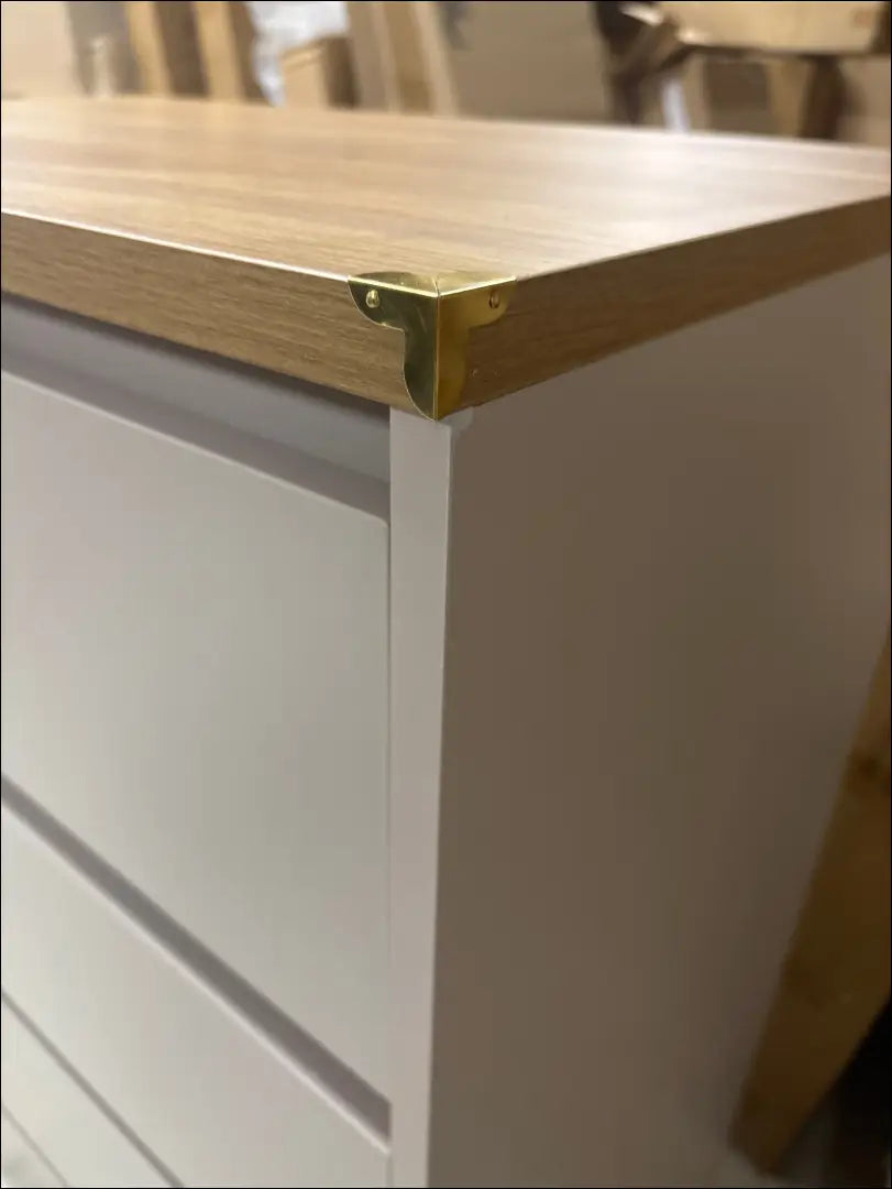 Komoda SI2483 - €49 Save 75% 25-50, __label:Pristatymas 1-2 d.d., color-ruda, color-smelio, material-mediena Grožio