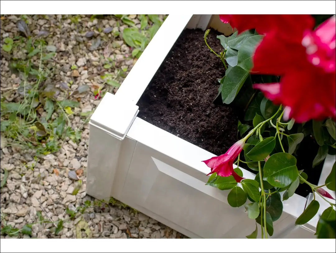 Kvadratinis baltas vazonas DA405 - €25 Save 50% 25-50, __label:Pristatymas 1-2 d.d., lauko baldai, lauko-kita to €50