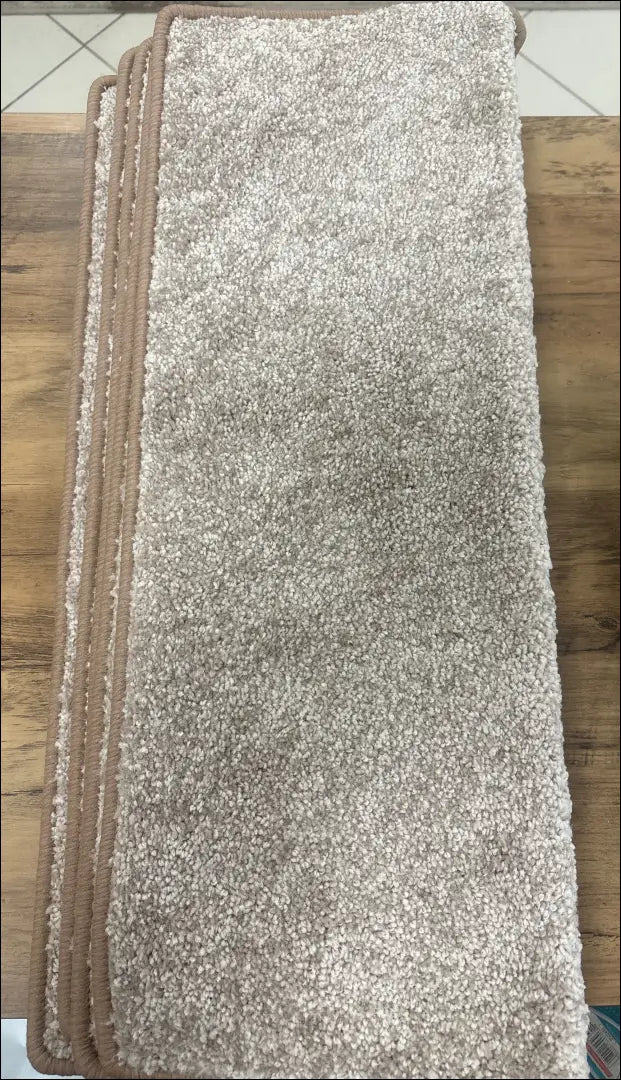 Laiptų pakopos kilimėlis DA370 - €10 Save 50% __label:Pristatymas 1-2 d.d., kilimai, siauliai, under-25 Kilimai Stair