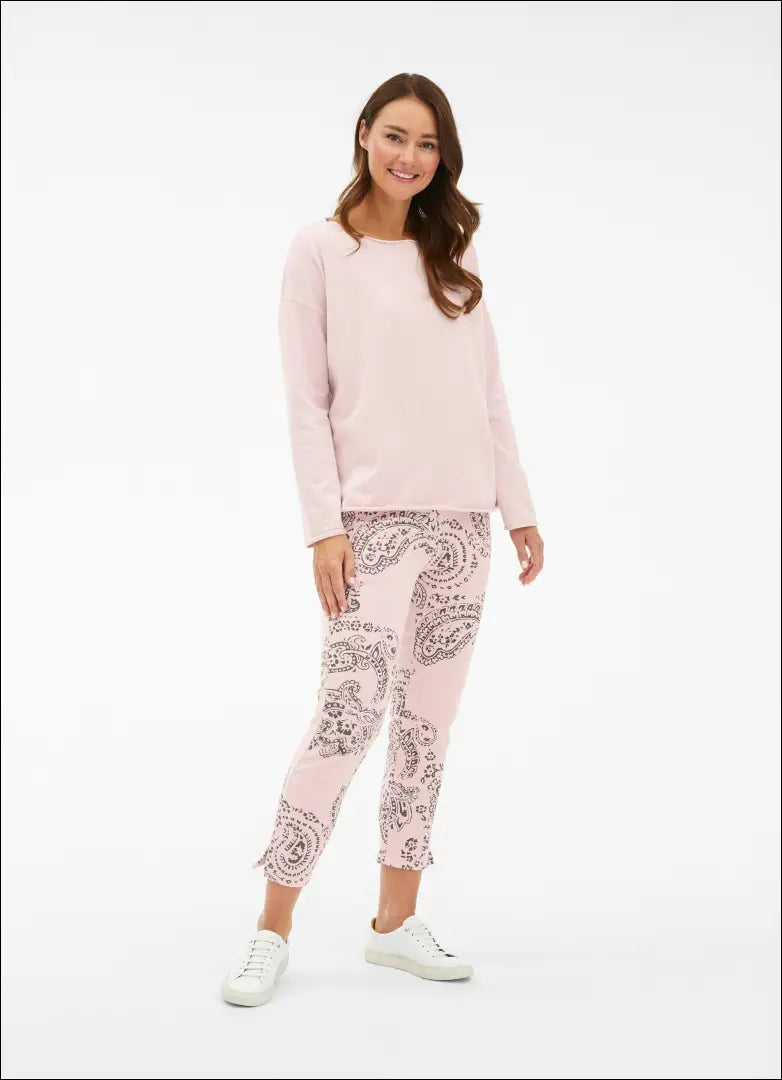 Laisvalaikio kelnės ’Juvia’ DI7645 - 50-100, __label:Pristatymas 1-2 d.d., color-juoda, color-rozine, drabuziai €50