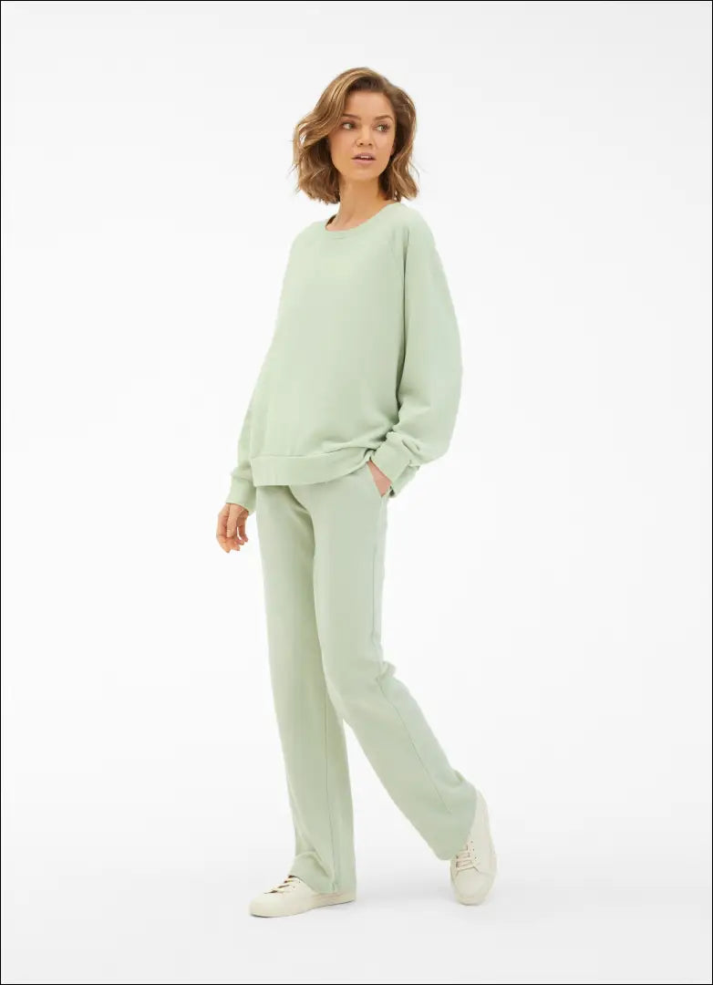 Laisvalaikio kelnės ’Juvia’ DI7708 - €56 Save 65% 50-100, __label:Pristatymas 1-2 d.d., color-zalia, drabuziai,