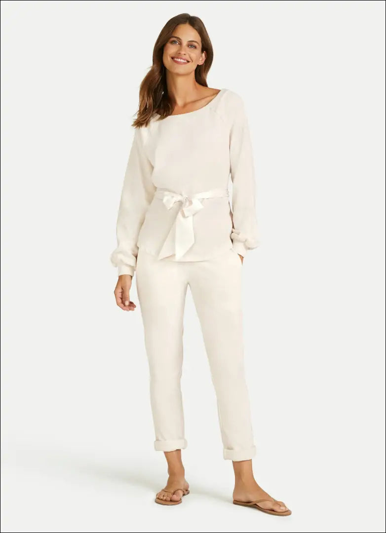 Laisvalaikio megztinis ’Juvia’ DI7644 - €38 Save 65% 25-50, __label:Pristatymas 1-2 d.d., color-kremas, drabuziai,