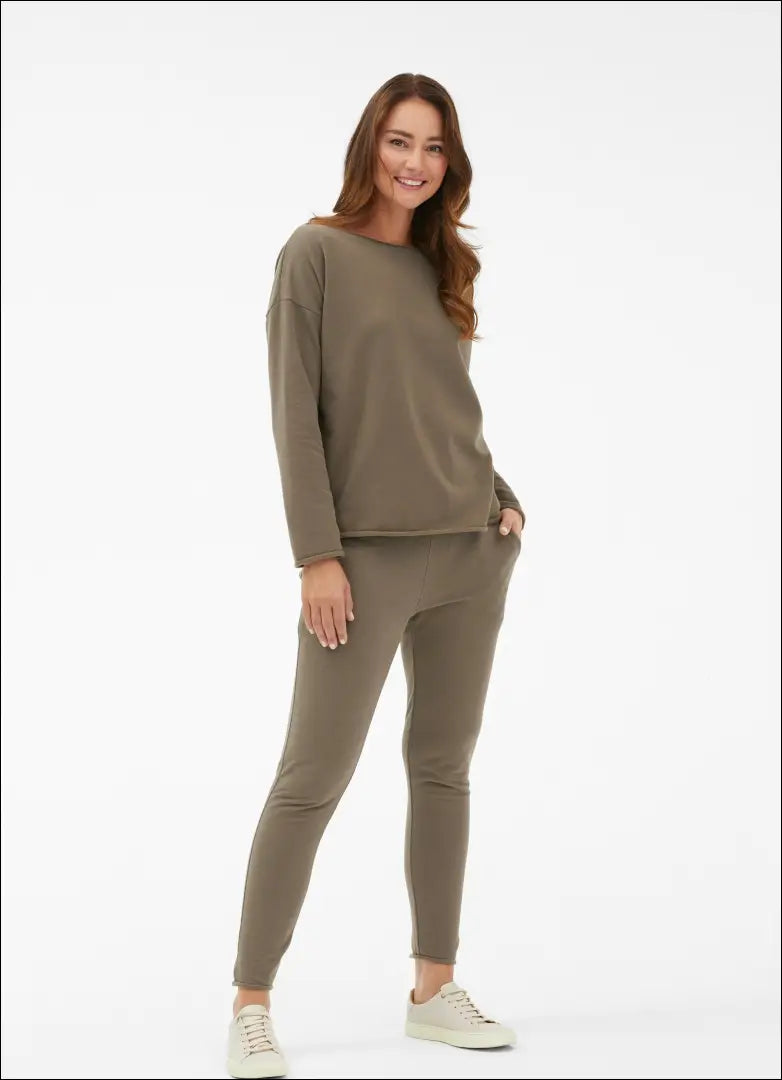 Laisvalaikio palaidinė ’Juvia’ DI7666 - 25-50, __label:Pristatymas 1-2 d.d., color-zalia, drabuziai, material-medvilne