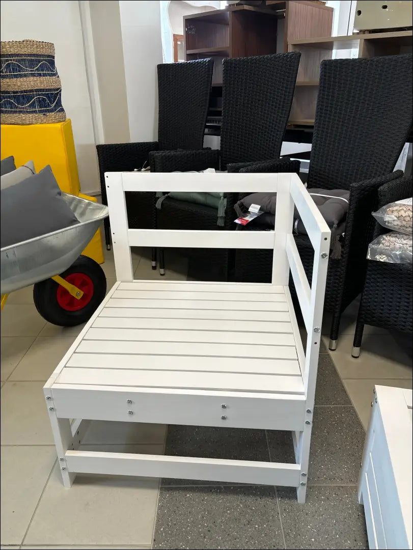 Lauko kampinė kėdė LI599 - €46 Save 50% 25-50, __label:Pristatymas 1-2 d.d., color-balta, lauko baldai, lauko-kedes