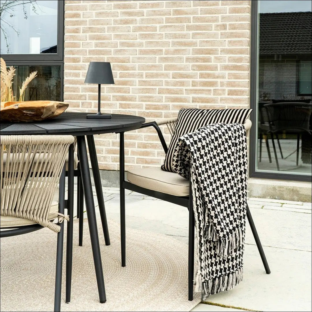 Lauko kėdė LI535 - €64 Save 60% 50-100, __label:Pristatymas 1-2 d.d., color-juoda, color-smelio, lauko baldai €50