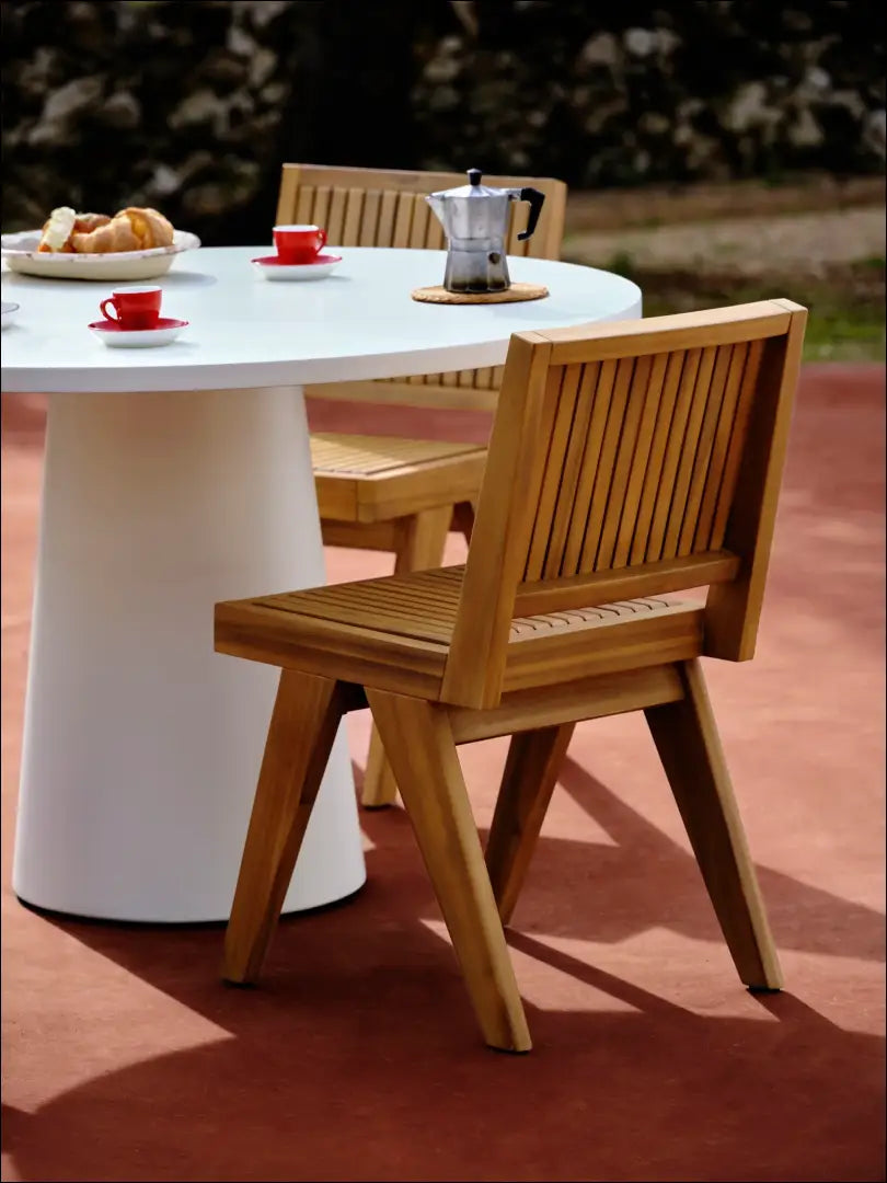 Lauko stalas LI797 - €130 Save 80% 100-200, __label:Pristatymas 1-2 d.d., color-balta, pazeistas, pazeisti €100 to €200