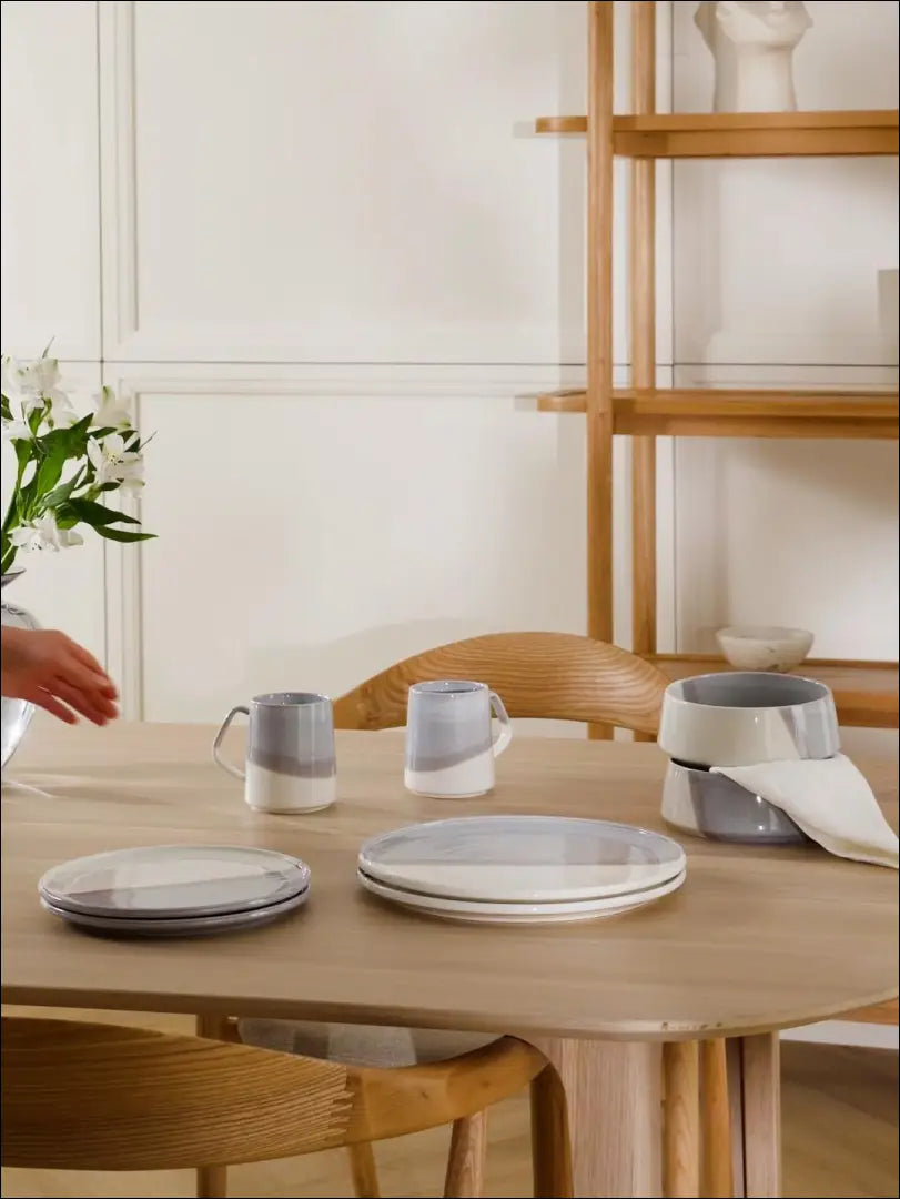 Lėkščių komplektas (2vnt) DI4513 - €6 Save 70% __label:Pristatymas 1-2 d.d., color-balta, color-pilka, color-violetine,