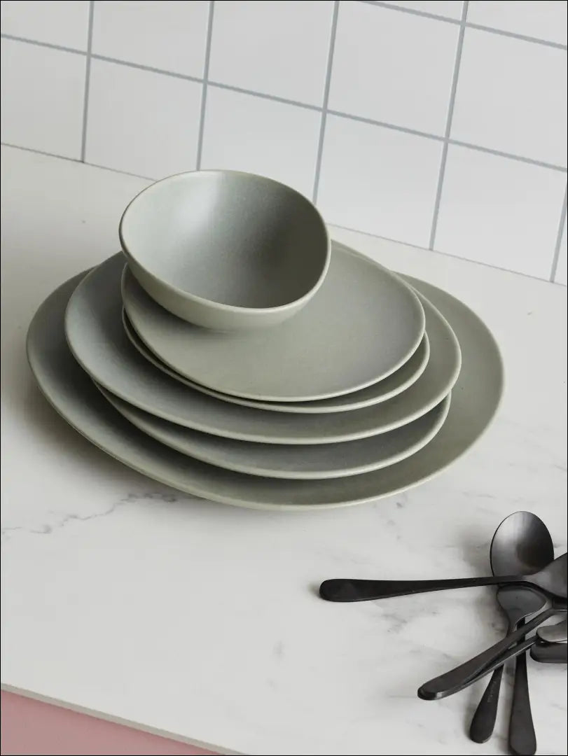 Lėkščių komplektas (4vnt) DI4578 - €15 Save 70% __label:Pristatymas 1-2 d.d., color-pilka, indai, interjeras, lekstes