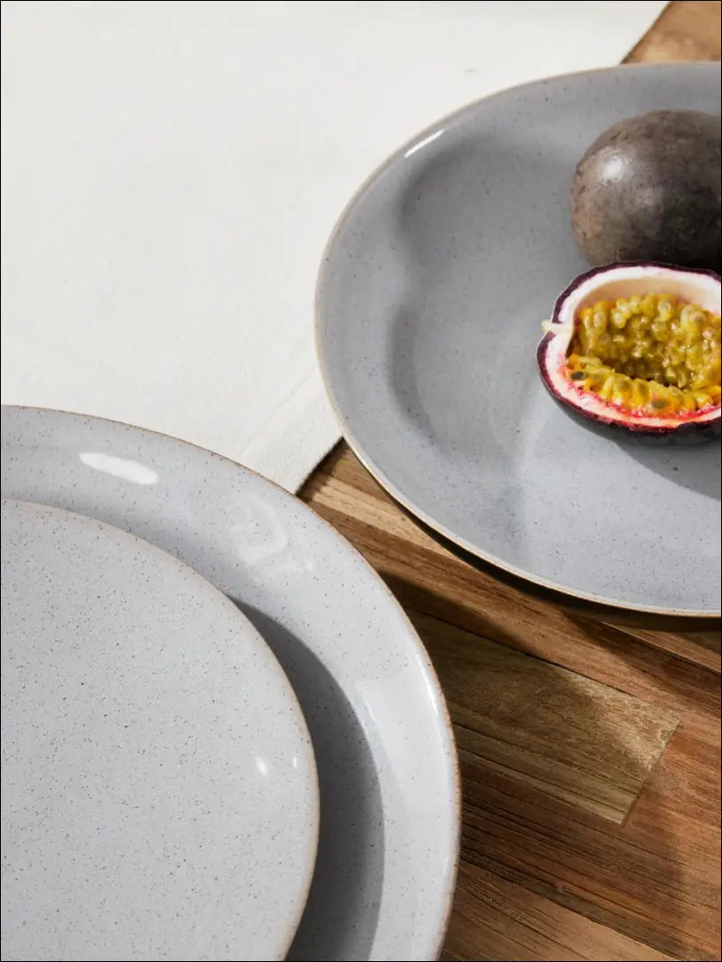 Lėkščių komplektas (4vnt) DI6051 - €13 Save 70% __label:Pristatymas 1-2 d.d., color-juoda, color-pilka, color-smelio,