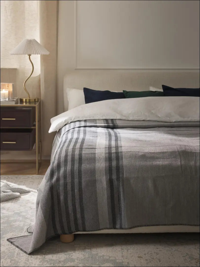 Lovatiesė su vilna DI5437 - 50-100, __label:Pristatymas 1-2 d.d., color-pilka, material-medvilne, material-vilna €50