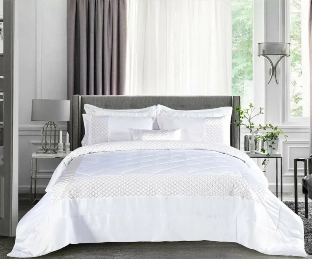 Lovatiesės komplektas (3 dalys) DI10722 - €64 Save 50% 50-100, __label:Pristatymas 1-2 d.d., color-balta,