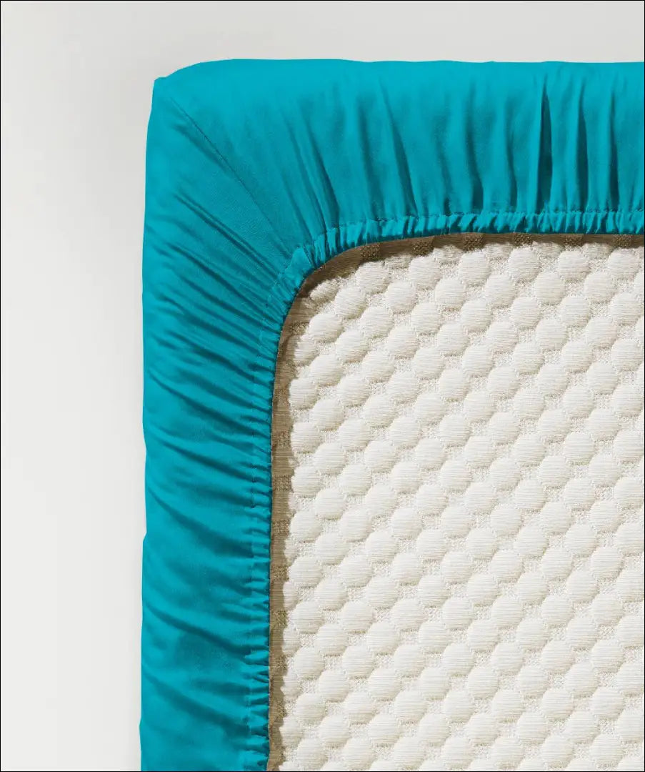 Mako satino paklodė DI12043 - €14 Save 50% __label:Pristatymas 1-2 d.d., color-melyna, material-satinas, paklode,