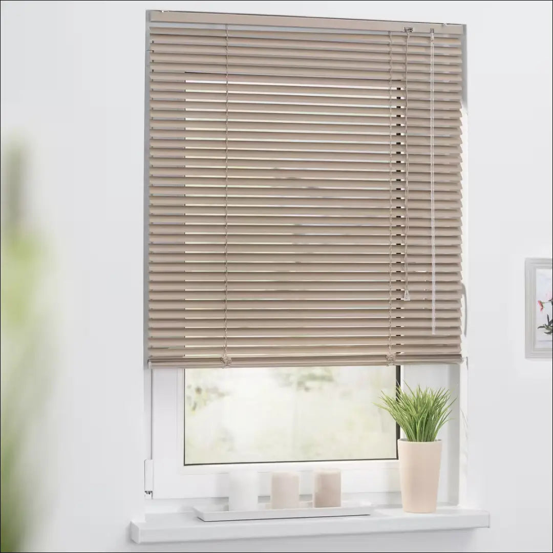 Metalinė žaliuzė DI11972 - €14 Save 50% __label:Pristatymas 1-2 d.d., color-ruda, material-metalas, tekstile, under-25